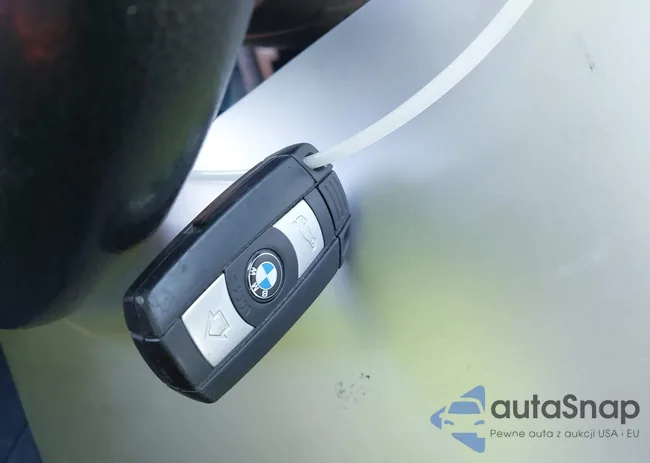 WBAEA53568CV90011: 44328363