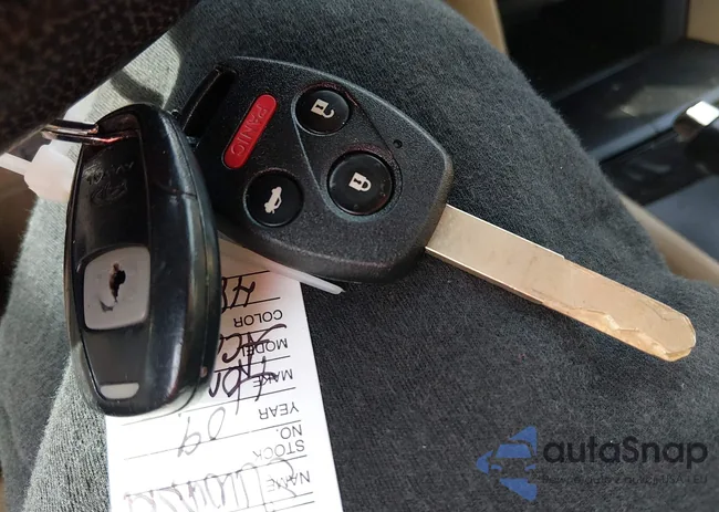 1HGCP26369A173343: 44328421