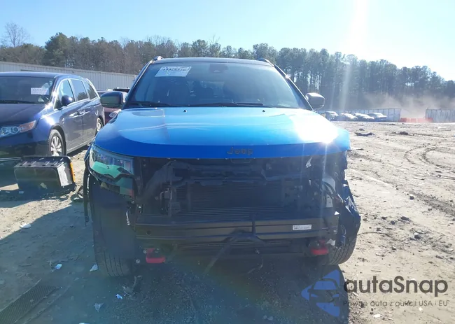 3C4NJDDB2NT110919: 44328456