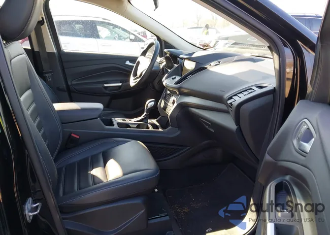 1FMCU9HD6KUC43171: 44328497