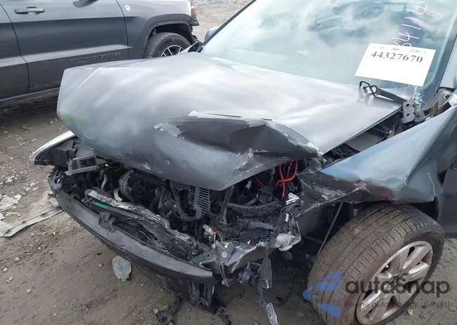 3VWRM71KX9M084114: 44327670