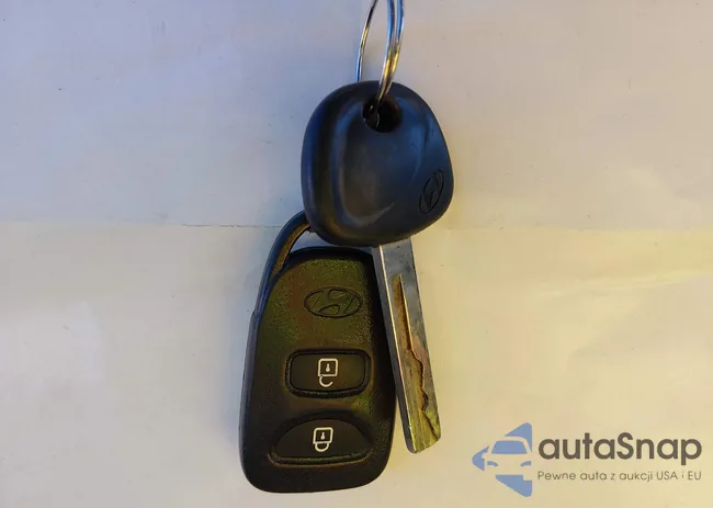 KMHCT4AE7FU867818: 44327712