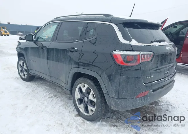 3C4NJDCB1LT211870: 44327756