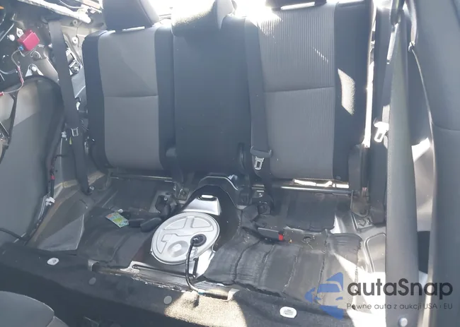 JTKJF5C77F3095875: 44327757