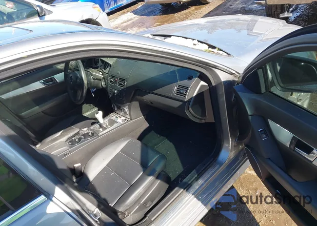 WDDGF54X68F069503: 44327871