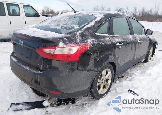 1FADP3F23EL164846: 44327873