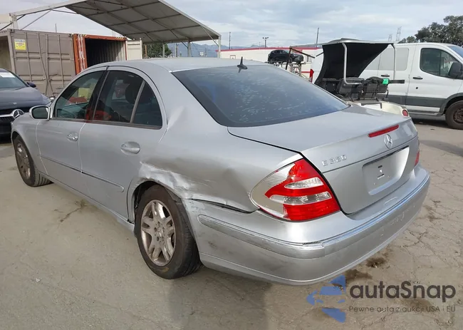 WDBUF65J73A276774: 44327885