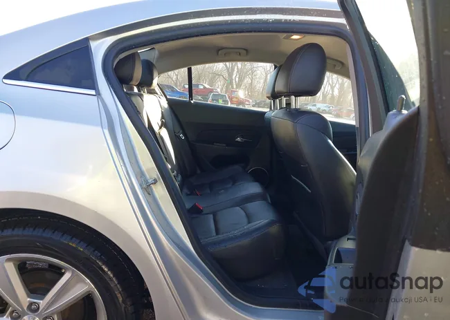 1G1PG5SC9C7316385: 44327901