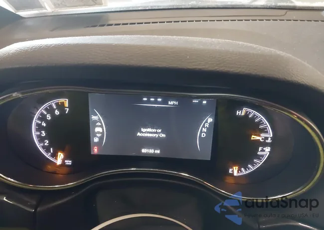 1C4RJFLG1HC893208: 44327911