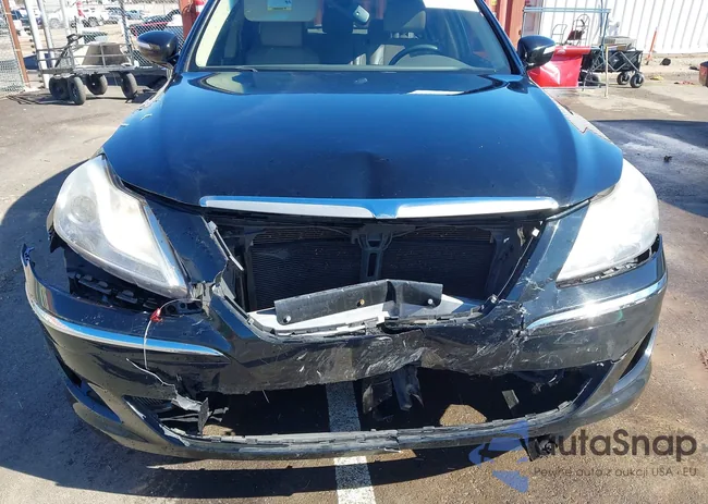 KMHGC4DD5DU247700: 44327966