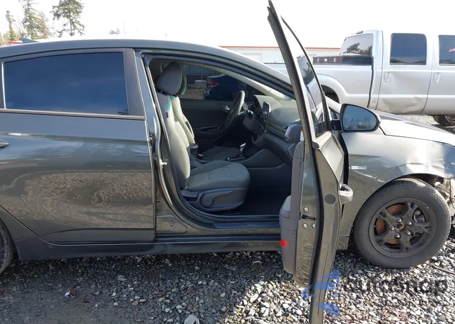 KMHC65LC5LU238854: 44327969