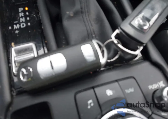 JM1DKFC76K0446860: 44329012