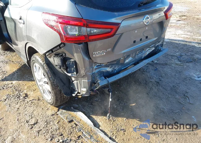 JN1BJ1AW4MW660739: 44329069