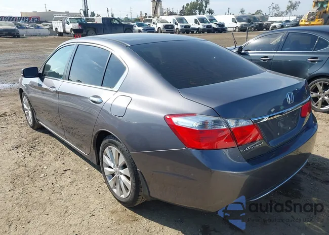 1HGCR2F78FA274084: 44329158