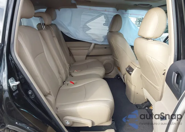 5TDBK3EH6DS249750: 44329201