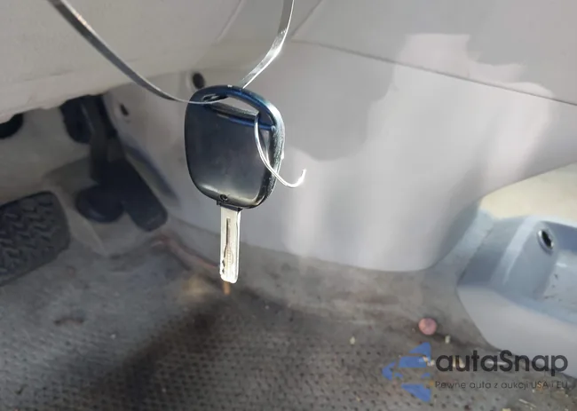 2T2GK31U57C002155: 44329218