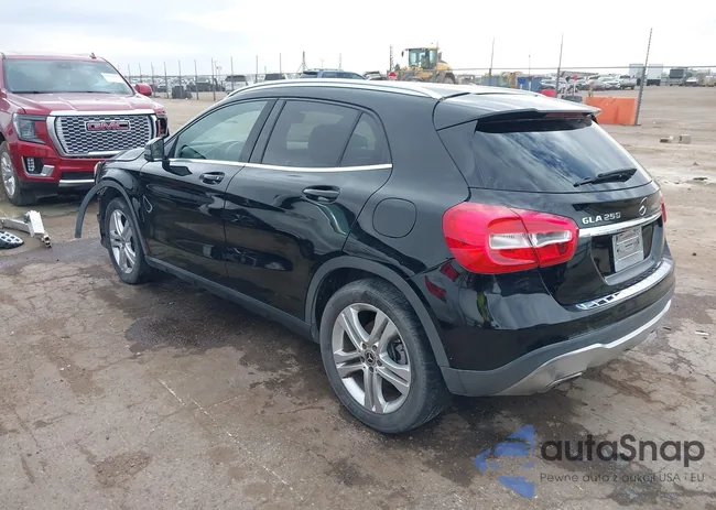 WDCTG4EB4JJ421946: 44329278