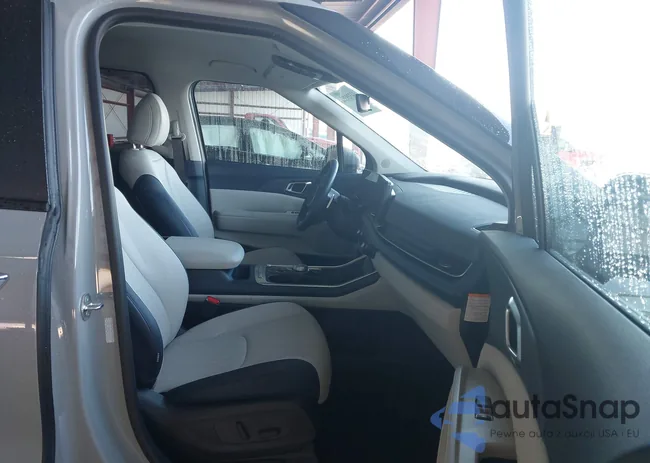 KNDNC5KA6S6033942: 44329352