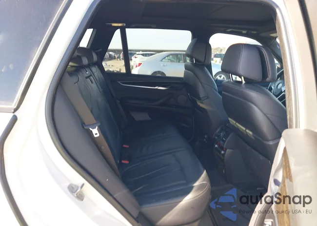 5UXKR6C34H0J85137: 44329377