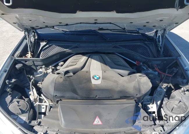 5UXKR6C34H0J85137: 44329377