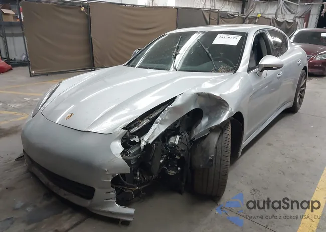 WP0AA2A7XEL015555: 44329379