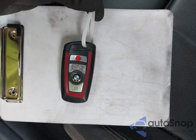 WBA8E9C58GK648827: 44329415