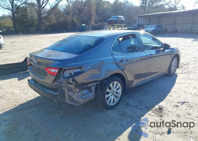 4T1B11HK9JU144752: 44329441