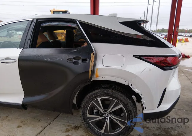 2T2BAMBAXSC064635: 44329460