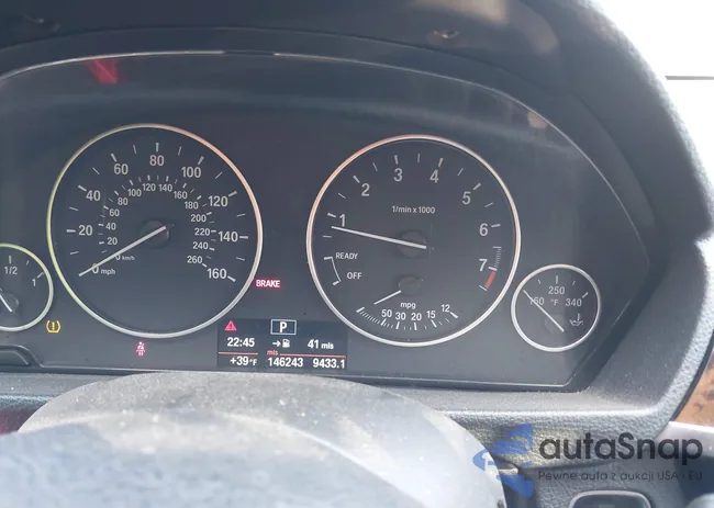 WBA3B3G5XDNR80661: 44329472