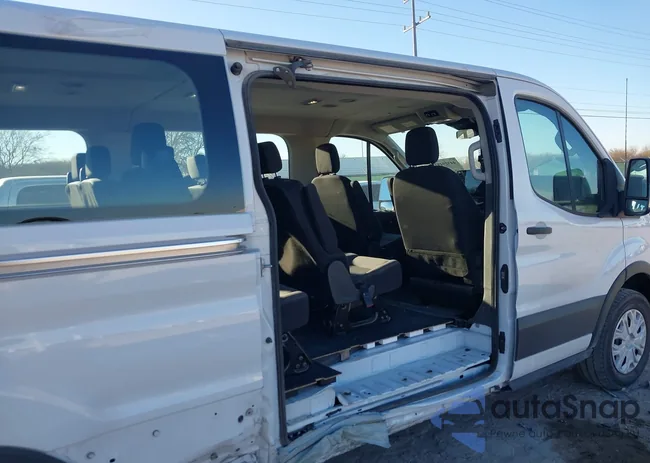 1FBAX2Y88RKA83446: 44329497