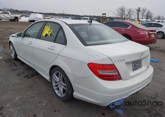 WDDGF8BB9CR195693: 44329500