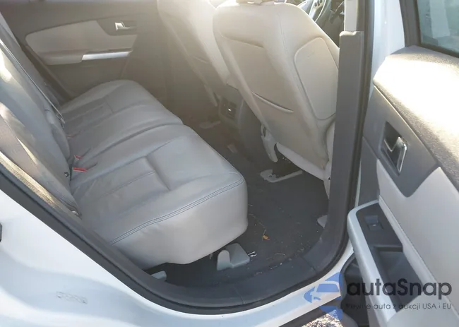 2FMDK3JC8DBB16276: 44329509