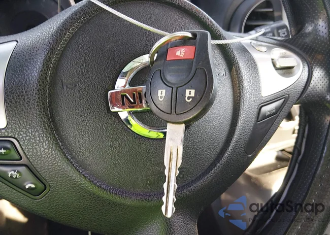 JN8AF5MR6DC216873: 44328607