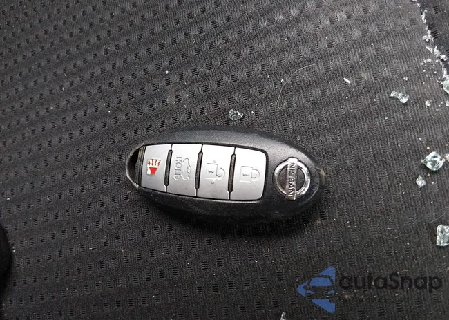 1N4AL3AP3EC180109: 44328646