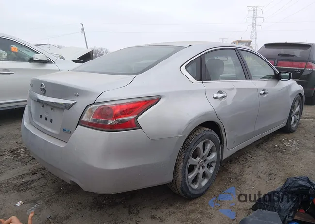 1N4AL3AP3EC180109: 44328646