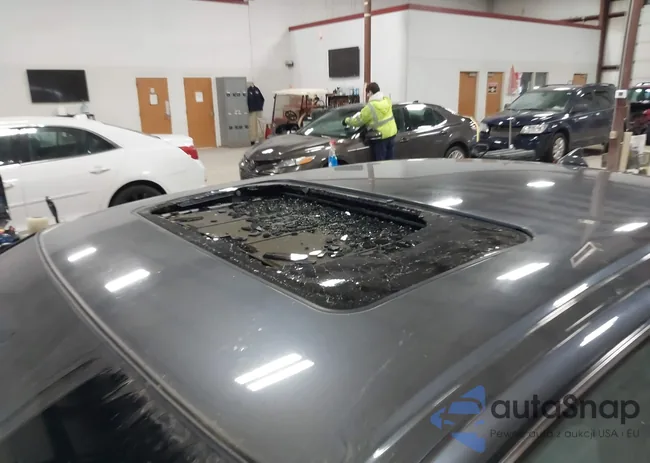 1G6KD5EYXAU138568: 44328672