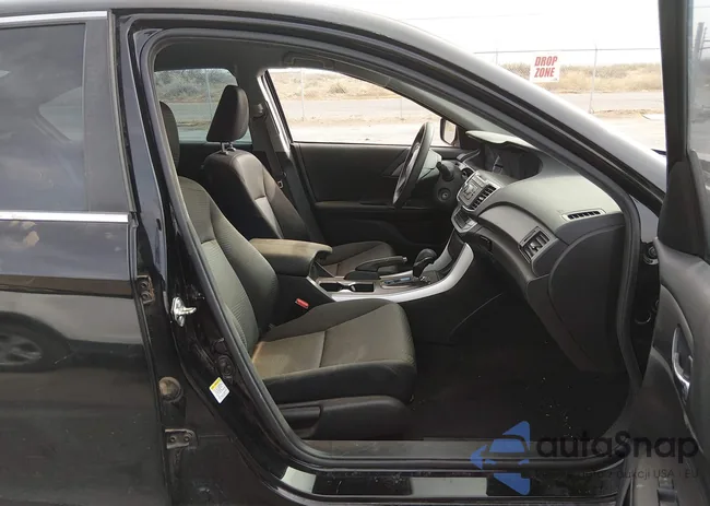 1HGCR2F35FA184534: 44328688