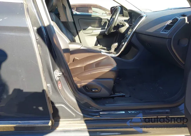 YV4952DZ3E2513961: 44328715