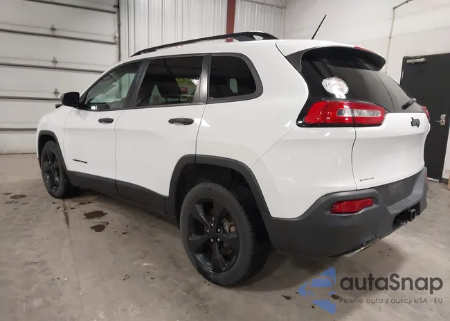 1C4PJLAS5HW603306: 44328721