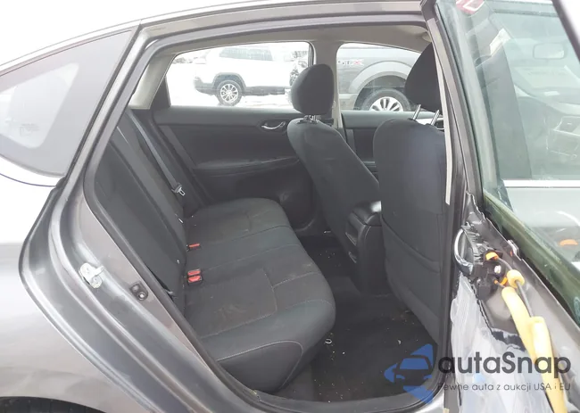 3N1AB7AP8GY312668: 44328801