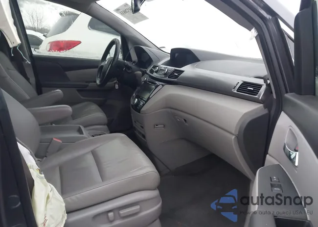 5FNRL5H63FB083096: 44328833