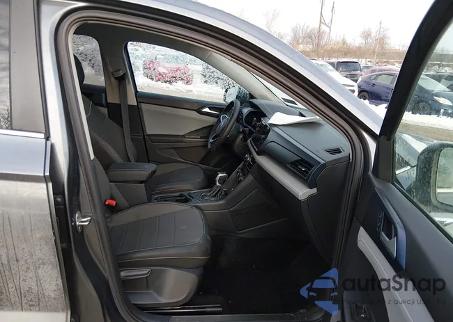 3VVSX7B23RM011520: 44328916