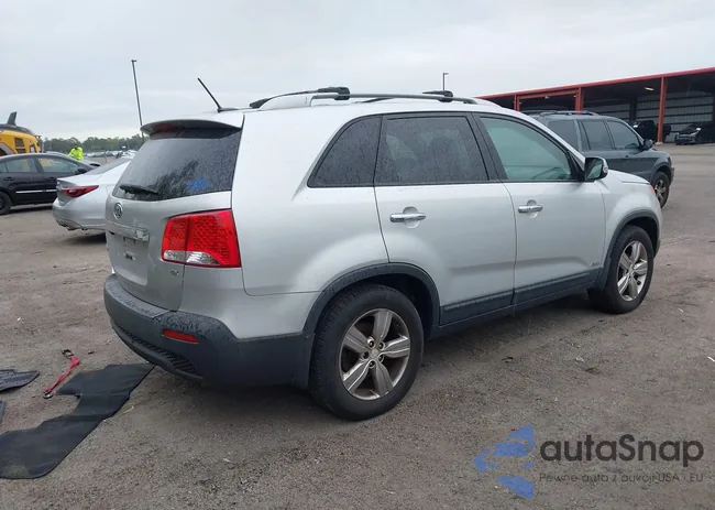 5XYKUDA63DG325040: 44329996