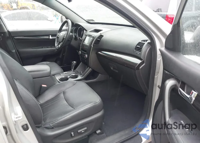 5XYKUDA63DG325040: 44329996