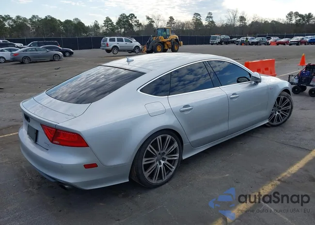 WAU3GAFC5CN113902: 44330012