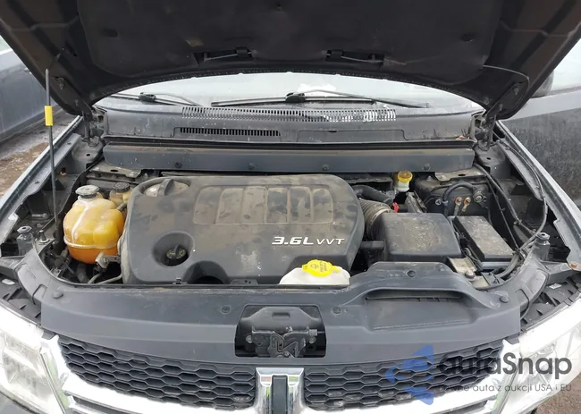 3C4PDCBGXCT143141: 44330056