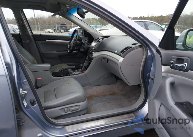 JH4CL968X8C019525: 44330115