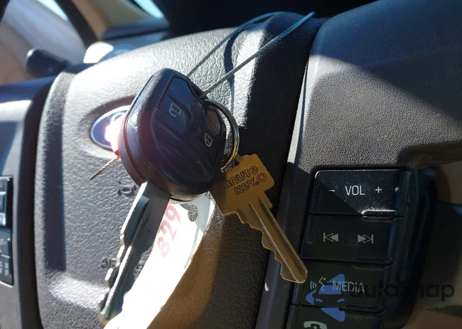 1FTFW1CF9DKG35436: 44330130