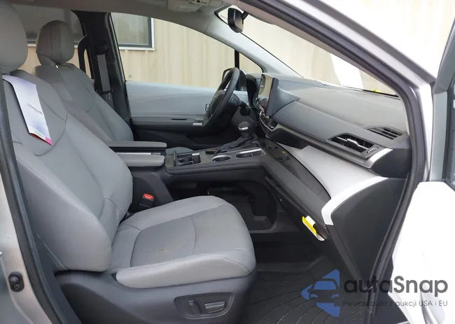 5TDYRKEC4SS227585: 44330171