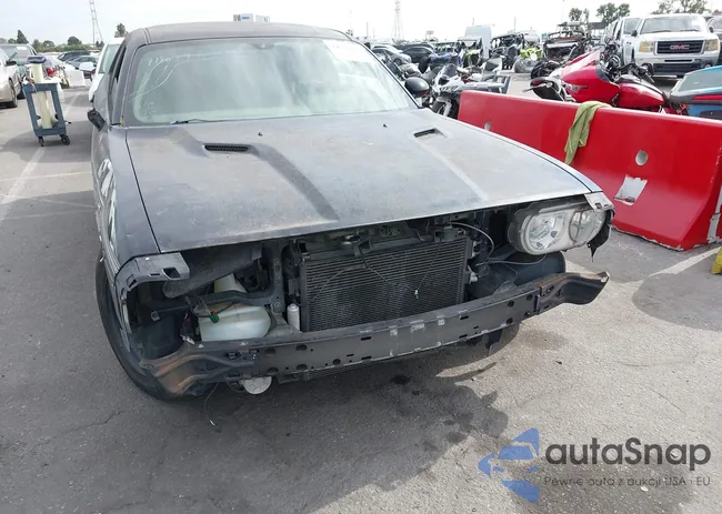 2C3CDYAGXDH604138: 44330178